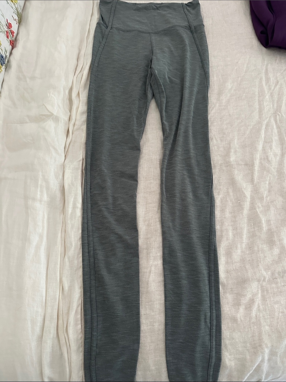 Athleta Heathered Charcoal Gray/Green Elation “Over the Heel” Leggings